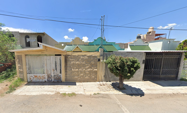 Sk09 Remate Bancario Casa En C. Retama 129, Residencial Arboledas, Hidalgo