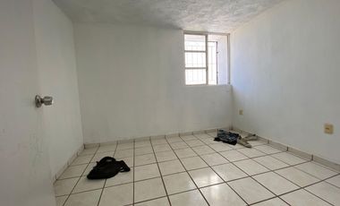 Casa amplia en venta Jardines de la reina tonala en coto