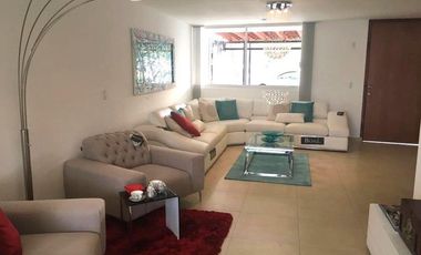 Casa de tres recámaras con roof garden en venta en Zibatá, Querétaro