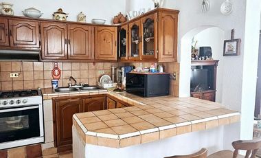 Casa de 4 Recámaras con Amplios Patios y Doble Acceso – Lista para Habita