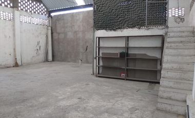 TEMIXCO VENTA DE CASA SOLA 5 RECAMARAS CON ALBERCA Y 2 BODEGAS PARA RENTA