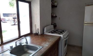 TEMIXCO VENTA DE CASA SOLA 5 RECAMARAS CON ALBERCA Y 2 BODEGAS PARA RENTA