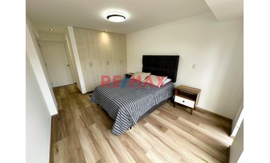 Alquiler De Departamento Moderno De 2 Habitaciones En Surco
