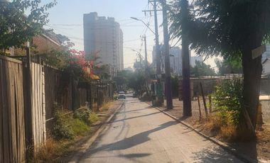 DEPARTAMENTO SEGUNDO PISO -VILLA LOS PROFESORES- METRO ECUADOR-ZONA RESIDENCIAL.
