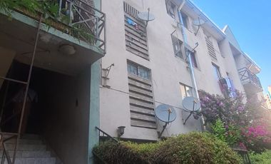 DEPARTAMENTO SEGUNDO PISO -VILLA LOS PROFESORES- METRO ECUADOR-ZONA RESIDENCIAL.