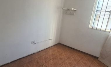 DEPARTAMENTO SEGUNDO PISO -VILLA LOS PROFESORES- METRO ECUADOR-ZONA RESIDENCIAL.