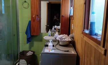 CASA DE 2 PISOS EN  VILLA ENTRE RIOS, PUCON