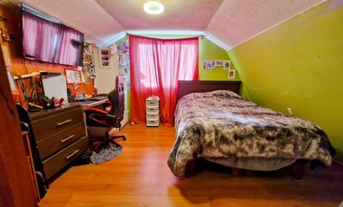 CASA DE 2 PISOS EN  VILLA ENTRE RIOS, PUCON