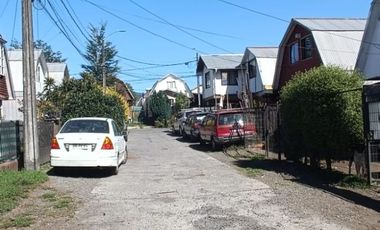 CASA DE 2 PISOS EN  VILLA ENTRE RIOS, PUCON