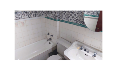 Casa en Venta, La Cisterna, Metro  3D, 2B, Jardin, Solida, Est., Colegios,  doc. al dia.
