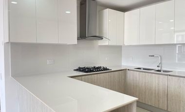 APARTAMENTO EN ARRIENDO