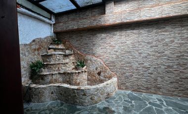 Casa en arriendo en La Abadía, Envigado
