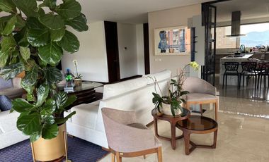 Venta-Espectacular Apartamento en Poblado - Las Lomas No. 2, Medellín