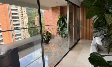 Venta-Espectacular Apartamento en Poblado - Las Lomas No. 2, Medellín
