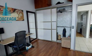 LAS PLAZAS CASA EN RENTA