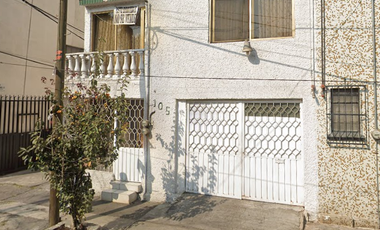 Casa En Venta Col. Nueva Santa Maria