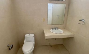 Casa en Venta y en Renta en Club de Golf La Hacienda