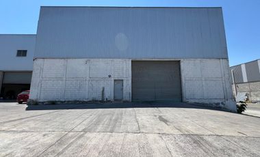 NAVE INDUSTRIAL / BODEGA SALIDA A CHARO CON PATIO DE MANIOBRAS, NAVE Y OFICINAS