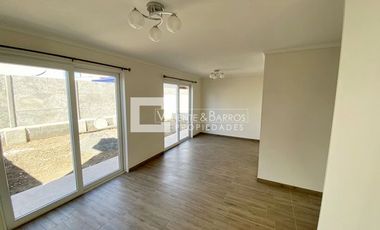 CASA EN ARRIENDO