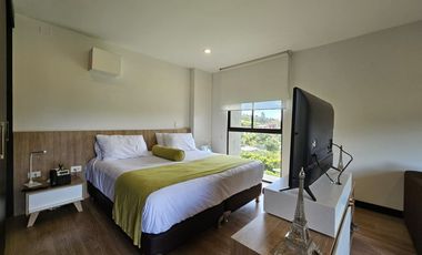 Moderna Suite Hotelera en Río Verde Rionegro - Estudio Amoblado con Vista Espectacular