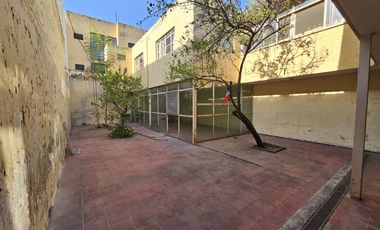 AV. INGLATERRA CASA EN VENTA A 500m DE LA MINERVA INTERESANTE PROYECTO PARA REMO