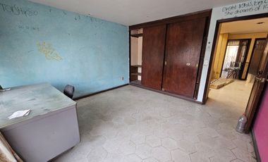 AV. INGLATERRA CASA EN VENTA A 500m DE LA MINERVA INTERESANTE PROYECTO PARA REMO