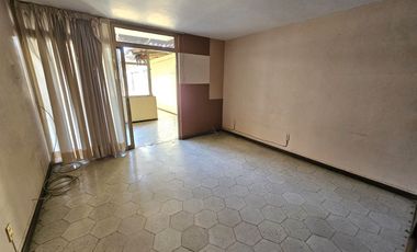 AV. INGLATERRA CASA EN VENTA A 500m DE LA MINERVA INTERESANTE PROYECTO PARA REMO