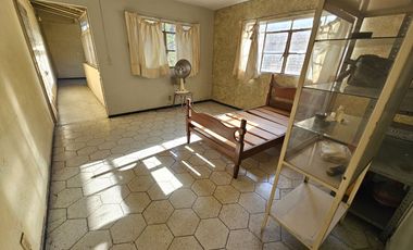 AV. INGLATERRA CASA EN VENTA A 500m DE LA MINERVA INTERESANTE PROYECTO PARA REMO