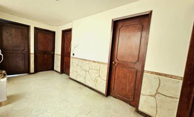 AV. INGLATERRA CASA EN VENTA A 500m DE LA MINERVA INTERESANTE PROYECTO