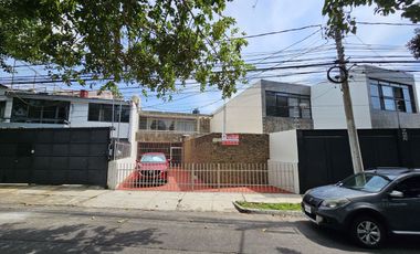 AV. INGLATERRA CASA EN VENTA A 500m DE LA MINERVA INTERESANTE PROYECTO