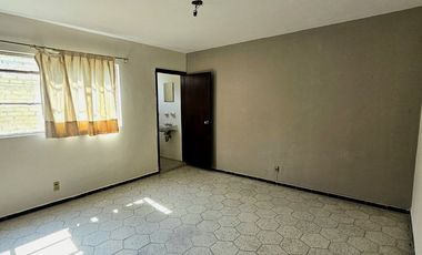 AV. INGLATERRA CASA EN VENTA A 500m DE LA MINERVA INTERESANTE PROYECTO