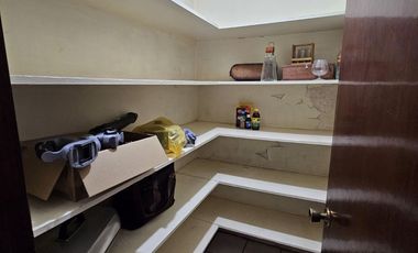 AV. INGLATERRA CASA EN VENTA A 500m DE LA MINERVA INTERESANTE PROYECTO