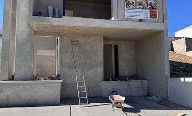 Increíble Casa en Venta en Los Robles Residencial