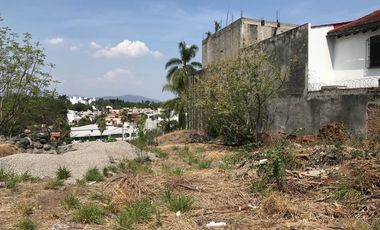 * AMPLIO TERRENO EN RENTA A UN MINUTO DE LA GLORIETA DEL NIÑO ARTILLERO