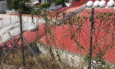 * AMPLIO TERRENO EN RENTA A UN MINUTO DE LA GLORIETA DEL NIÑO ARTILLERO