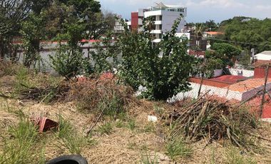 * AMPLIO TERRENO EN RENTA A UN MINUTO DE LA GLORIETA DEL NIÑO ARTILLERO