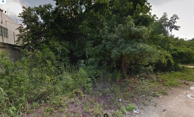 Terreno esquinero junto a la Av. Prolongacion de la Luna, Cancún