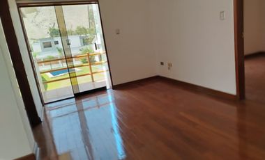 ALQUILER DE HERMOSA CASA EN CONDOMINIO – LA PLANICIE, 2DA ETAPA – US$ 2,500