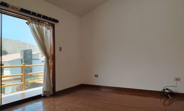 ALQUILER DE HERMOSA CASA EN CONDOMINIO – LA PLANICIE, 2DA ETAPA – US$ 2,500