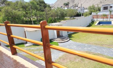 ALQUILER DE HERMOSA CASA EN CONDOMINIO – LA PLANICIE, 2DA ETAPA – US$ 2,500