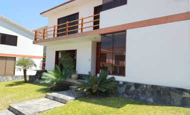 ALQUILER DE HERMOSA CASA EN CONDOMINIO – LA PLANICIE, 2DA ETAPA – US$ 2,500