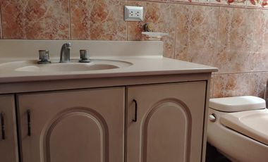 ALQUILER DE HERMOSA CASA EN CONDOMINIO – LA PLANICIE, 2DA ETAPA – US$ 2,500