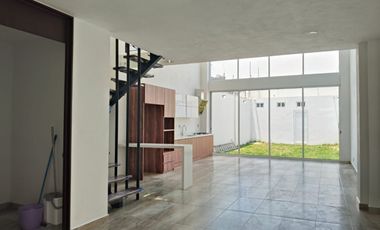 CASA EN VENTA EN BARRIO DE LA VERAZRUZ , ZINACANTEPEC, VALLE TOLUCA