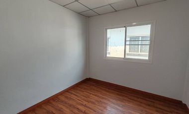 Fully Renovated! Move-In Ready !! For Sale: 2-Storey Townhouse (2 units combined) in Baan Fah Rangsit, Khlong 4 Total land area: 48 sq.wah (24 sq.wah