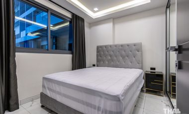 1 Bedroom Condo with City and Sea View