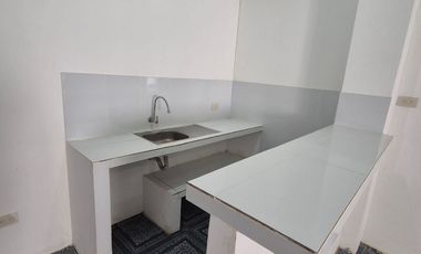 Suite en Alquiler en Cdla El Condor, Norte de Guayaquil, 1 Habitación, 1 Baño.