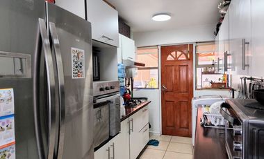 Linda casa Lomas de Nos, San Bernardo