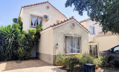 Estupenda Propiedad Laguna de Cóndores, San Bernardo