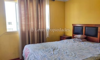 Leon Propiedades vende casa en villa, Curacaví centro.