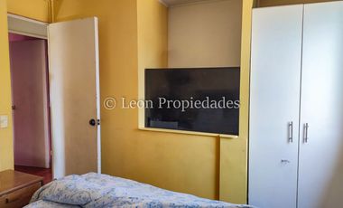 Leon Propiedades vende casa en villa, Curacaví centro.